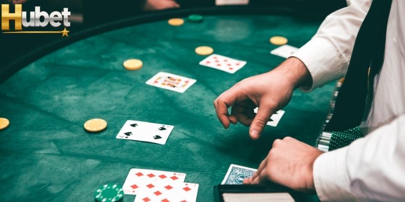 Người chơi cần quan sát diễn biến của từng ván cược
